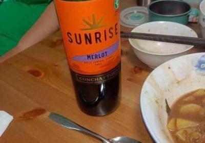 别到红酒了装不下了1V2 别到红酒了装不下了1v2双男主